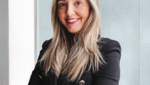 Amanda Longhi Bastos Corrêa