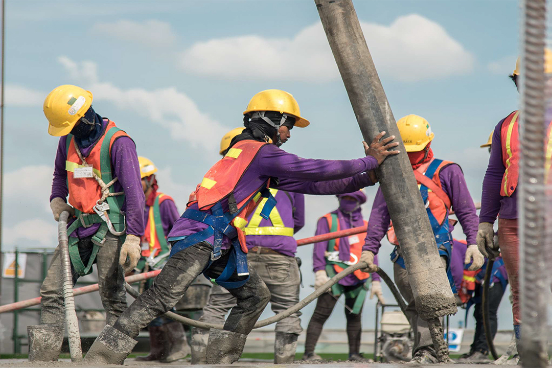 Guia prático de contratação de seguros para sua obra